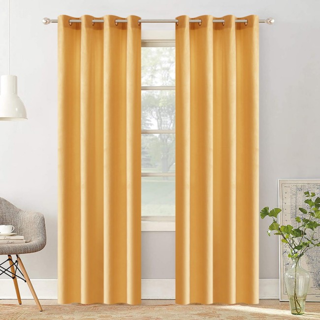 Przejdź do produktu Zasłona do salonu 140x250 na przelotkach welurowa żółta