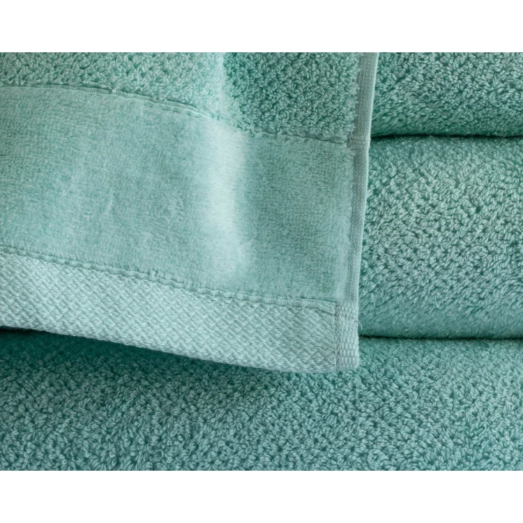 vito_light_aqua_2.jpg