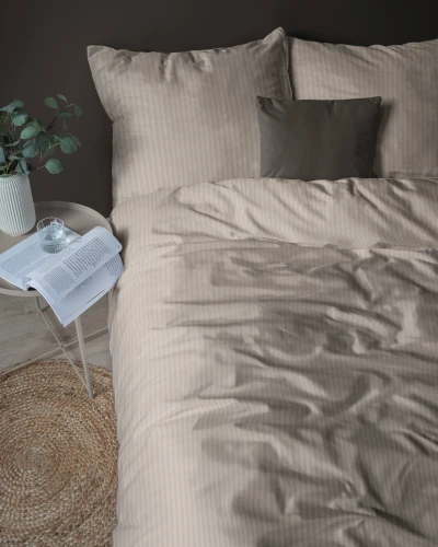 TAUPE_02.jpg