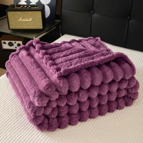 Koc 200x220 w prążki pasy gruby różowy