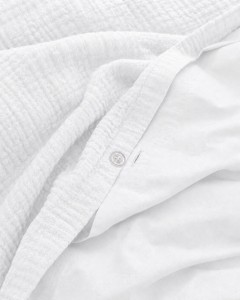 WHITE_06.jpg