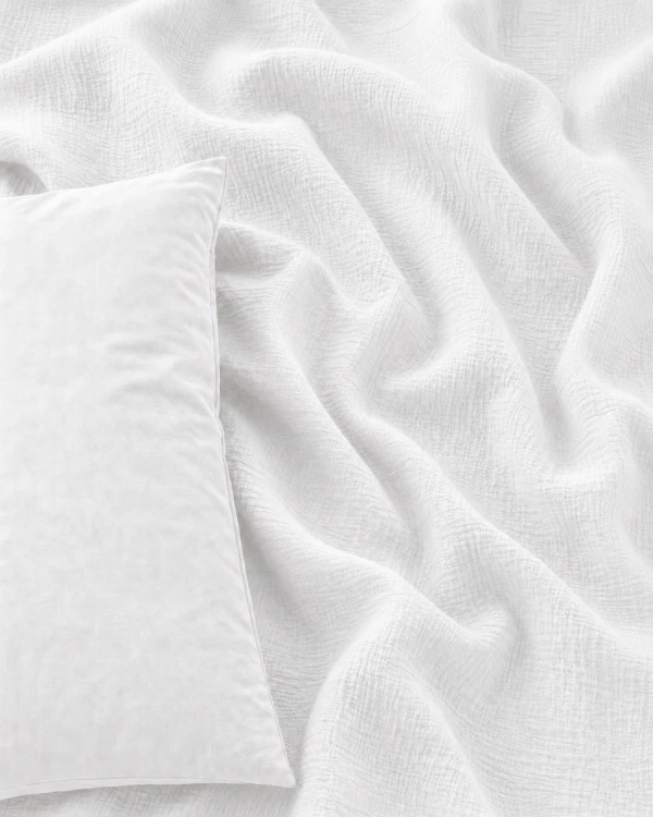 WHITE_05.jpg