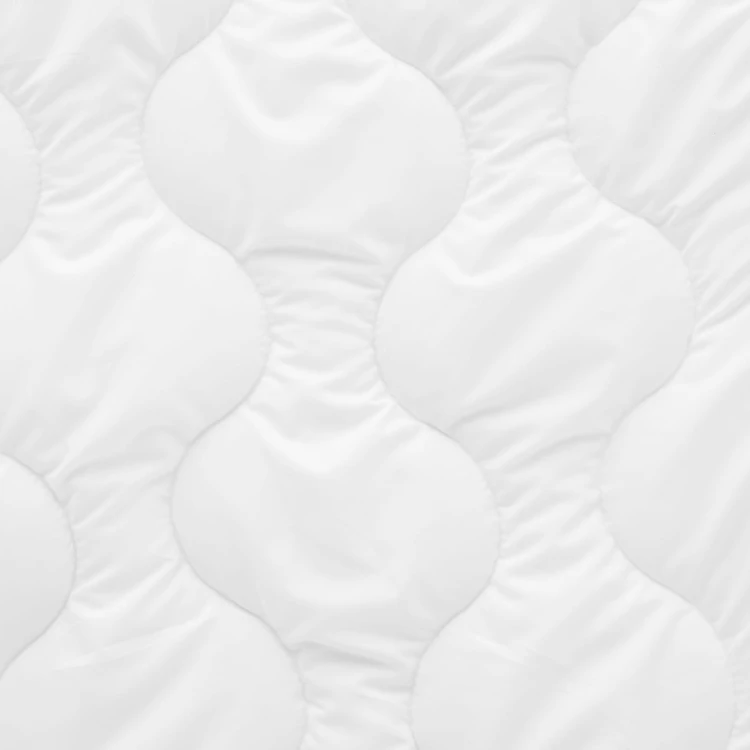Kołdra 140x200 zbliżenie na materiał mikrofibra
