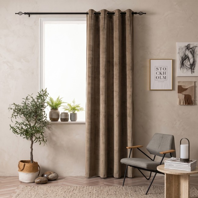 Przejdź do produktu Zasłona do salonu 140x250 na przelotkach welurowa KHAKI