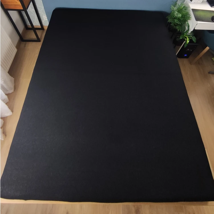 160x200 cm czarne prześcieradło jersey, zabezpieczone gumką