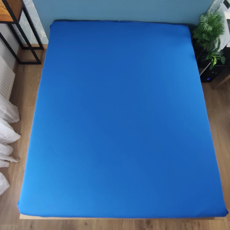 120x200 cm chabrowe prześcieradło jersey, zabezpieczone gumką