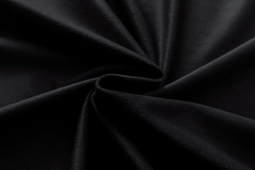 zaslona-na-zabki-140x250-gotowa-welurowa -czarna-10.jpg