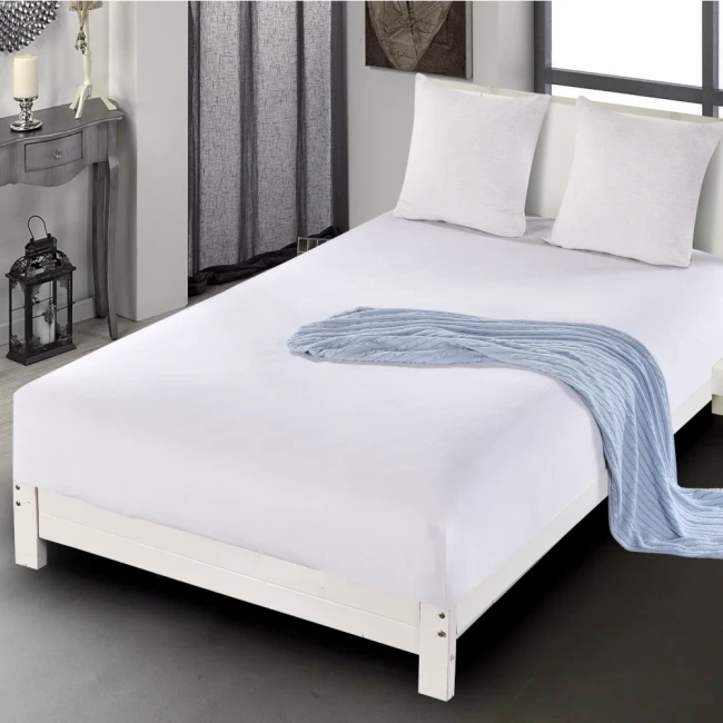Przejdź do produktu Prześcieradło z gumką 160x200 Miś Białe