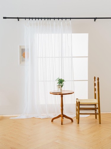 Dekoracyjna biała firanka z woalu 300x250 cm, subtelny dodatek do każdej sypialni.