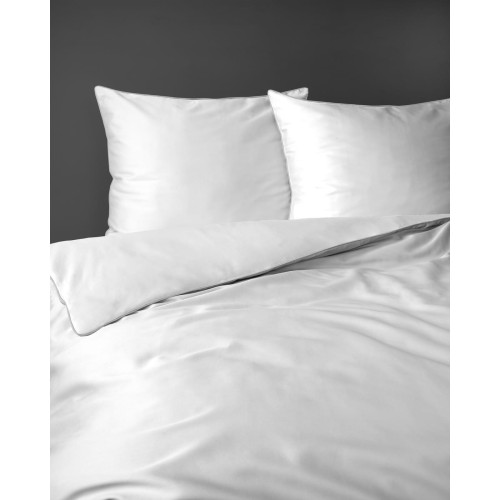 WHITE_03.jpg