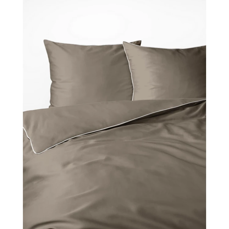TAUPE_05.jpg