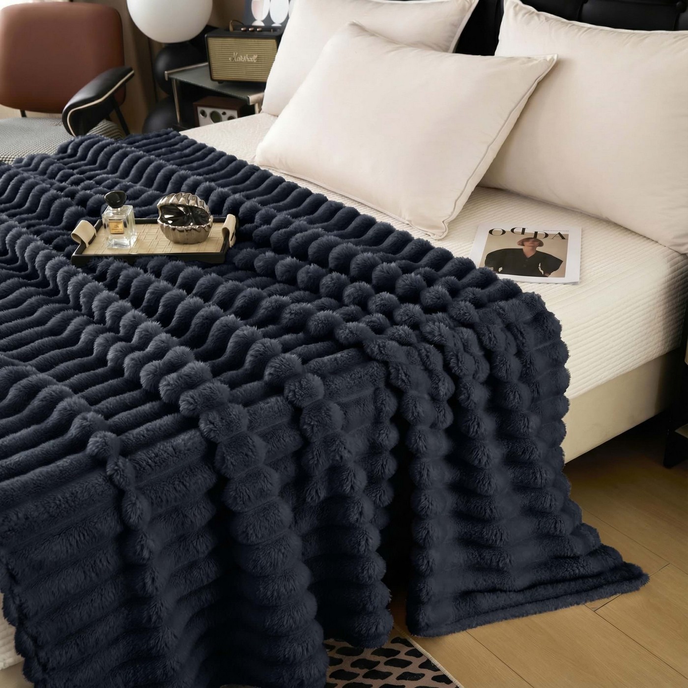 narzuta na łóżko 200x220 czarna